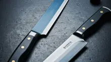 Brødkniv 2026 – bedste savtakkede knive til rugbrød og flute | Knivguru.dk